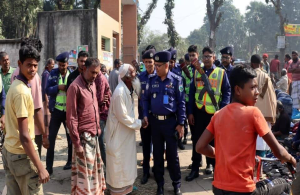 পুলিশ নিরাপত্তা বিধানে প্রতিশ্রুতিবদ্ধ- পুলিশ সুপার