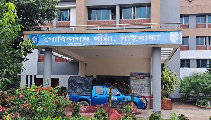 গাইবান্ধায় চোর সন্দেহে তিনজনকে পিটিয়ে হত্যা