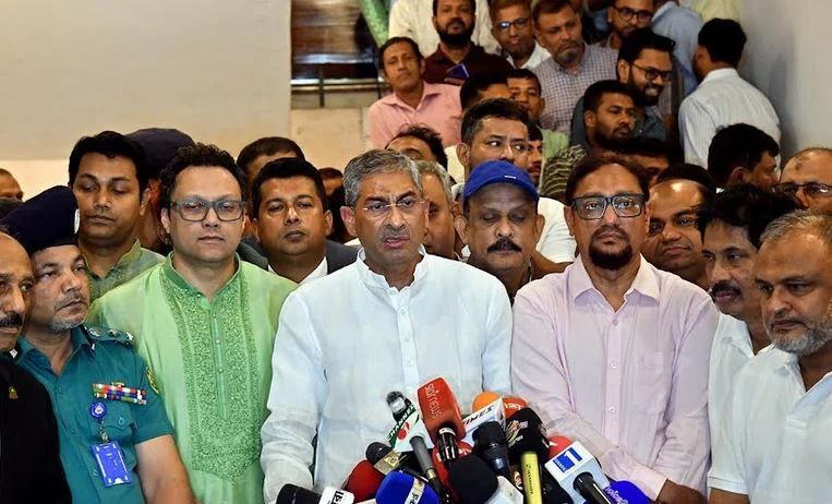 নিষিদ্ধ আওয়ামী লীগের অস্থিরতা রাজনৈতিক-প্রশাসনিকভাবে মোকাবিলা করা হবে