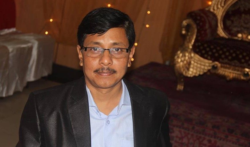 মানুষ চিরকাল আশ্রয়হীন