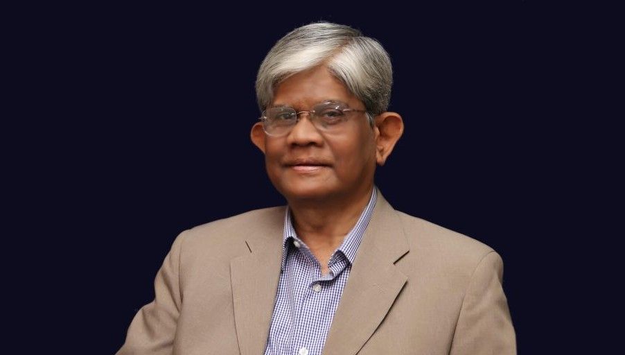 হাজার কোটি টাকার মালিকরা এখন দৌড়ে বেড়াচ্ছেন
