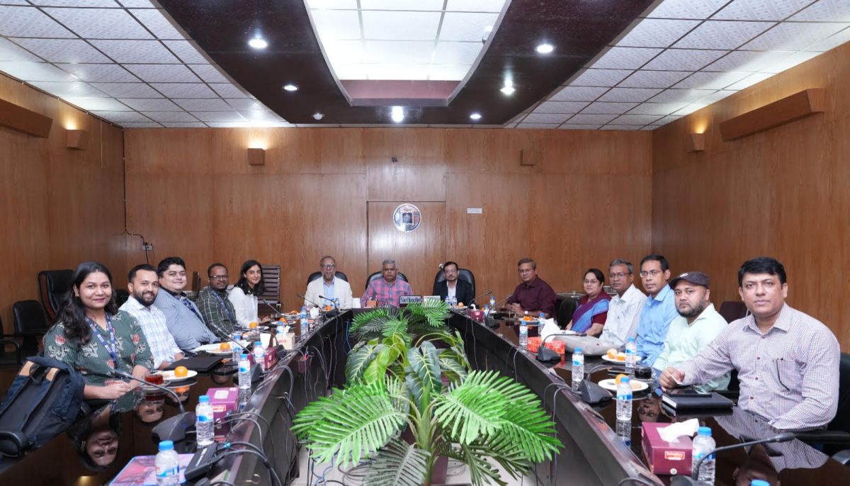 রাবি উপাচার্যের সাথে ব্রিটিশ কাউন্সিল প্রতিনিধিদলের মতবিনিময়