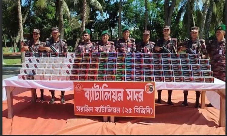 ব্রাহ্মণবাড়িয়া সীমান্তে মিলল ৫হাজার ভারতীয় মোবাইল ফোন ডিসপ্লে