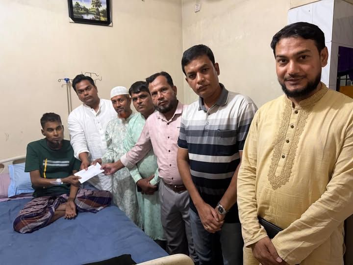 আর্তমানবতার সেবায় অনন্য সংগঠন গজারিয়া সচেতন সমাজ