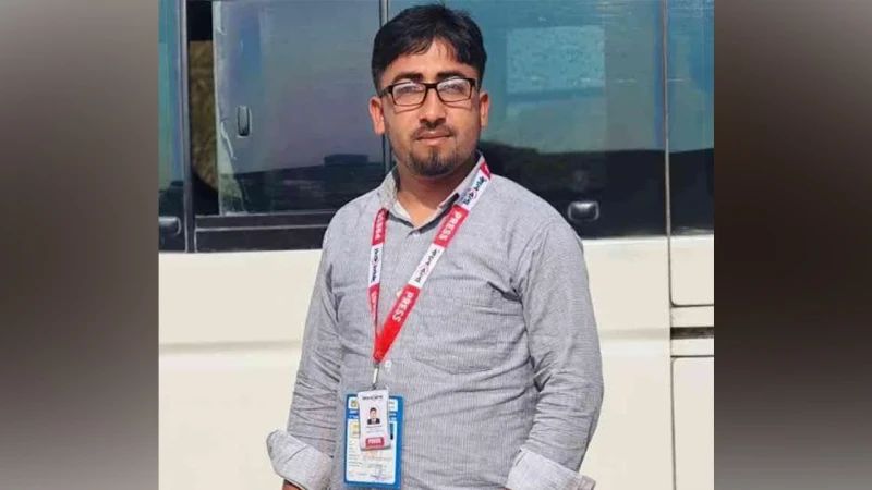 ঝিনাইদহে সাংবাদিককে হাতুড়ি ও রড দিয়ে মারধর