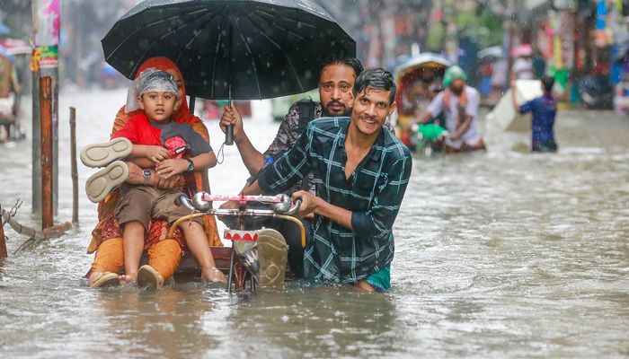 ১৭ বছরে ঢাকায় দ্বিতীয় সর্বোচ্চ বৃষ্টি