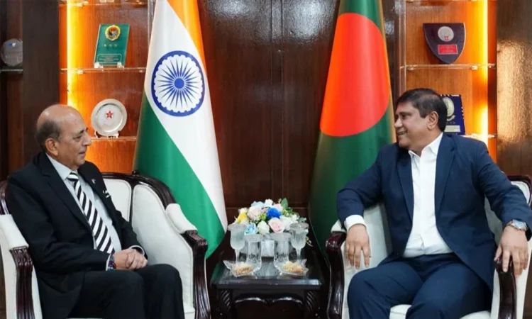 প্রতিরক্ষা উপদেষ্টার সঙ্গে ভারতের হাইকমিশনারের সাক্ষাৎ