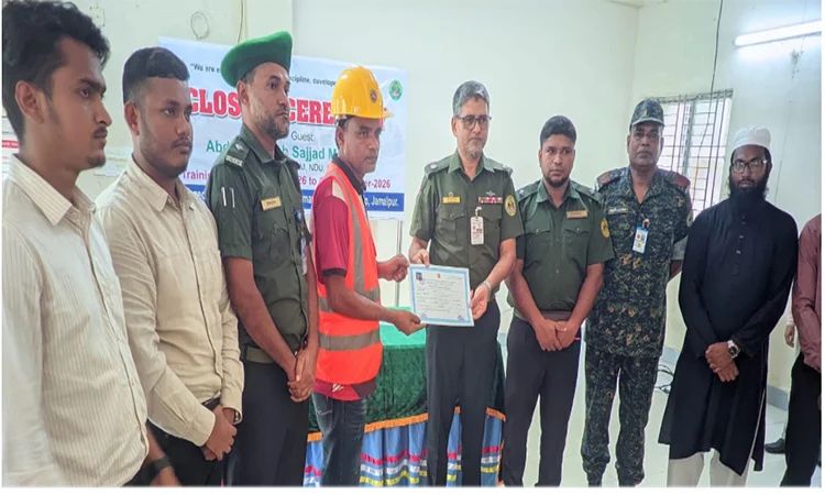 বিদেশে চাকরির জন্য জামালপুরে ভিডিপি সদস্যদের প্রশিক্ষণ