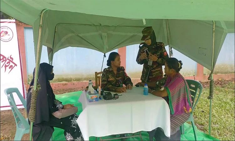 রাঙামাটিতে ফ্রি মেডিকেল ক্যাম্প ও ওষুধ বিতরণ সেনাবাহিনীর