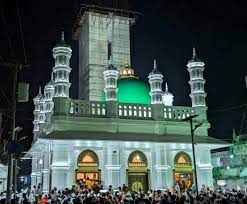 অলি' শব্দের অর্থ , মিত্র বা অনুসারী, মুরুব্বী