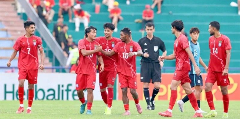 সিঙ্গাপুরকে উড়িয়ে বাংলাদেশের দাপুটে জয়