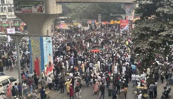 স্বরাষ্ট্র উপদেষ্টার পদত্যাগে ২৪ ঘণ্টার আলটিমেটাম