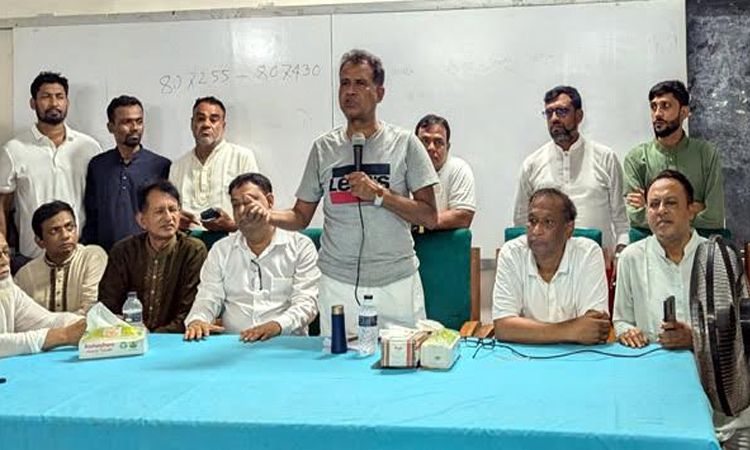 বিএনপি সবসময় জনগণের অধিকার আদায়ের সংগ্রাম করেছে : আজিজুল বারী হেলাল