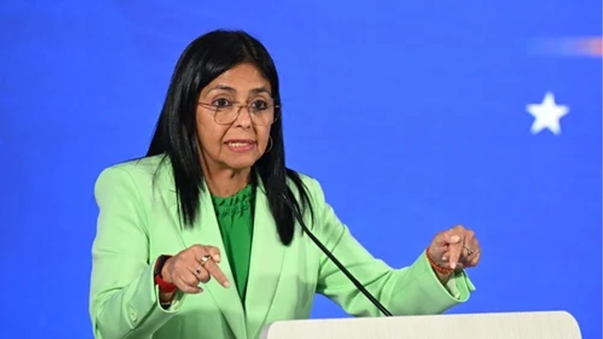 ভেনেজুয়েলার দায়িত্ব নিলেন ডেলসি রদ্রিগেজ