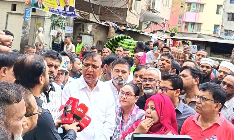 ডেঙ্গুর প্রজননস্থল ও দখলদারিত্বের বিরুদ্ধে ডিএসসিসির অভিযান