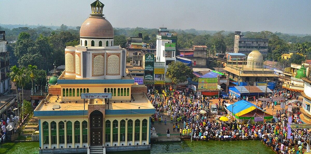মাইজভান্ডারীর কাফেলা, দুষ্ট লোক এর কারনে থেমে যাবে না!