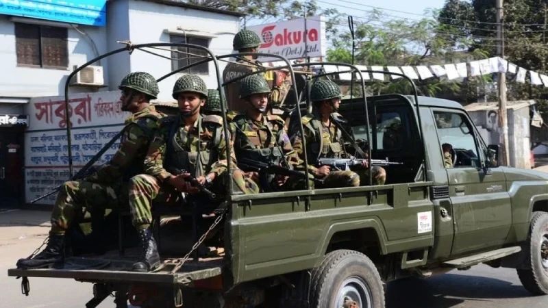 জুনের মধ্যে সেনা সদস্যরা ব্যারাকে ফিরবেন