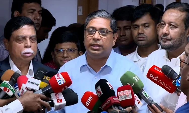 বৈধভাবে বছরে ১০ হাজার শ্রমিক ইতালিতে যাওয়ার সুযোগ আছে : মীর শাহে আলম