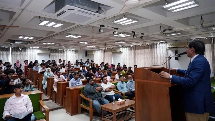 মাভাবিপ্রবিতে একাডেমিক মাস্টার প্ল্যান বিষয়ে মতবিনিময়