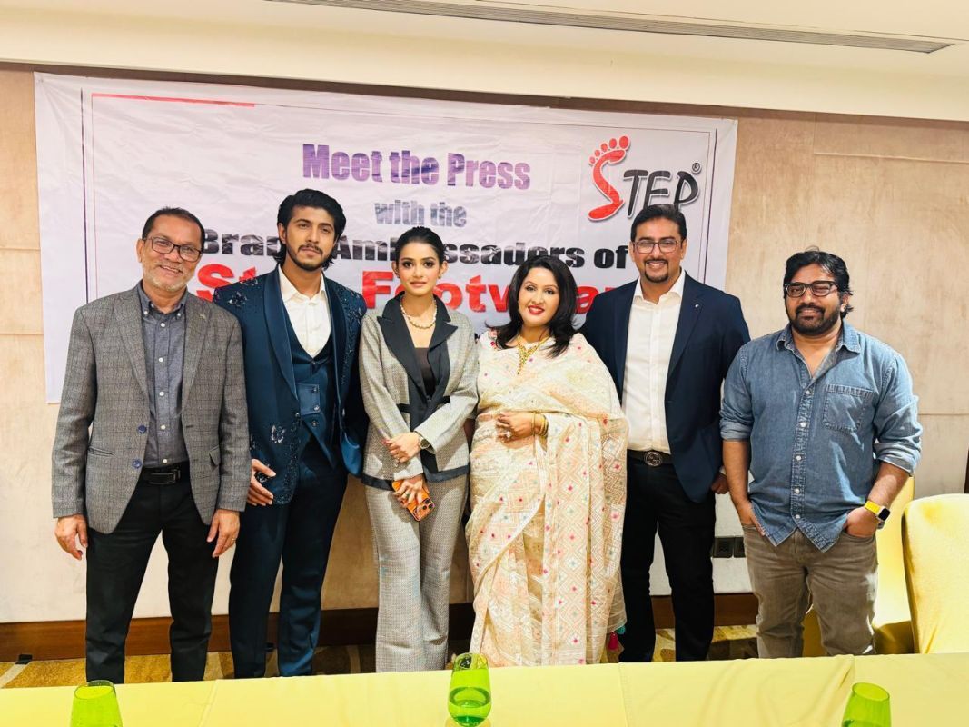 ব্র্যান্ড অ্যাম্বাসেডর তৌসিফ-তিশাকে নিয়ে স্টেপ ফুটওয়্যারের বর্ণাঢ্য প্রেস মিট অনুষ্ঠিত