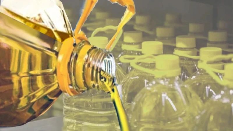 ভোজ্যতেলে ফের তেলেসমাতি
