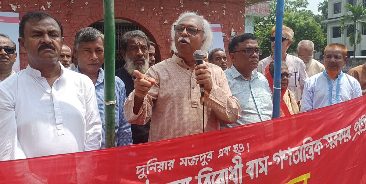 ভূতের পিঠে চড়ে চলছে নির্বাচন কমিশন
