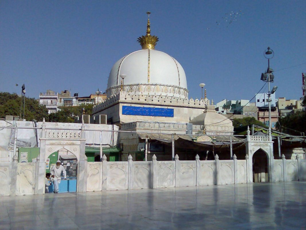 ভারতে প্রভাবশালী ১০টি সুফি দরগাহ
