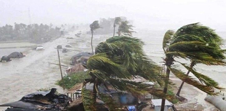 সাগরে শক্তিশালী নিম্নচাপ, উপকূলে ধেয়ে আসছে ঘূর্ণিঝড়
