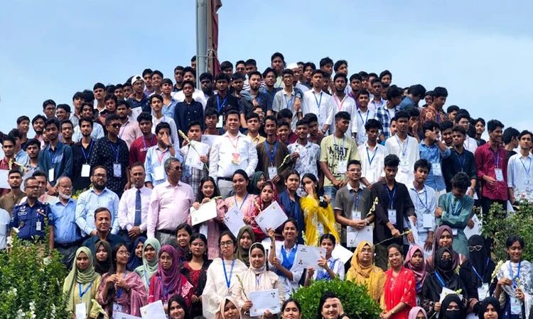 চাঁদপুরে পাঁচ শতাধিক জিপিএ-৫ প্রাপ্ত শিক্ষার্থীকে সংবর্ধনা