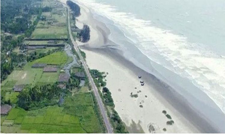 শরতে অপরূপ কক্সবাজারের মেরিন ড্রাইভ, সৌন্দর্যে মাতোয়ারা পর্যটকরা