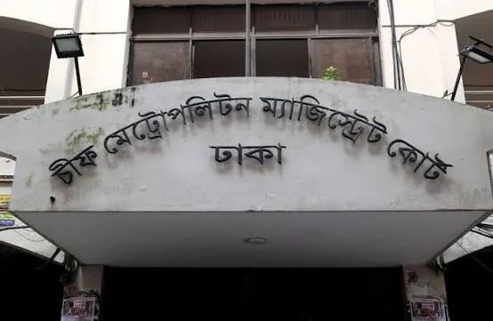 ছিনতাইকারীর টানে রিকশা থেকে পড়ে প্রধান শিক্ষিকার মৃত্যু : দু’জনের দায় স্বীকার