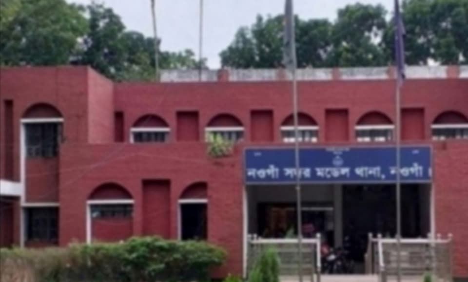 নওগাঁয় জমি নিয়ে দু' ভাইয়ের বিরোধে মাতব্বরের মৃত্যু