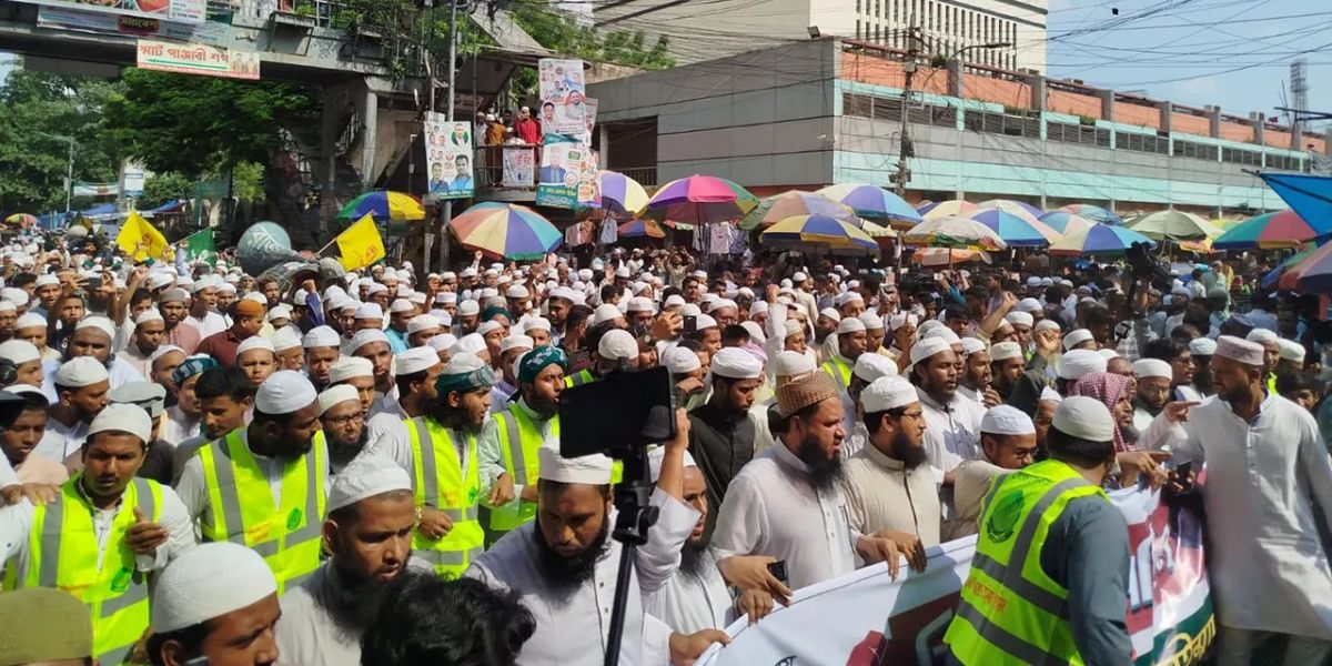 প্রাথমিকে গানের শিক্ষক নিয়োগের প্রতিবাদে রাজধানীতে বিক্ষোভ