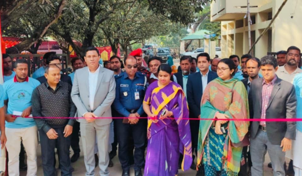 নওগাঁর সাপাহারে জাতীয় প্রাণিসম্পদ সপ্তাহ ও প্রদর্শনী অনুষ্ঠিত
