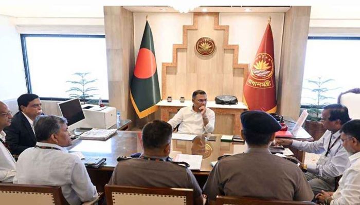 উচ্ছেদ হওয়া হকারদের দ্রুত পুনর্বাসনের নির্দেশ