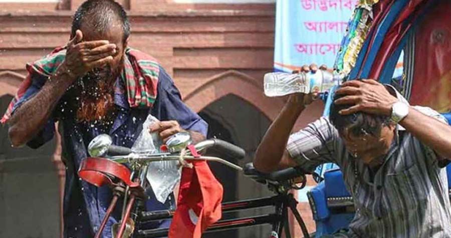 গরমে অস্বস্তি বাড়ছে ঢাকায়