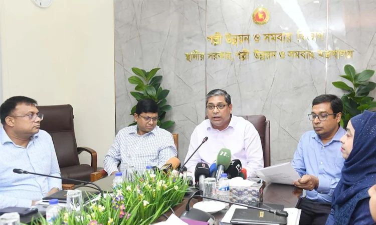 স্থানীয় সরকারের ৫ প্রতিষ্ঠানে ছাদভিত্তিক সৌরবিদ্যুত প্যানেল স্থাপনে ৩৭০ কোটি টাকা ছাড়