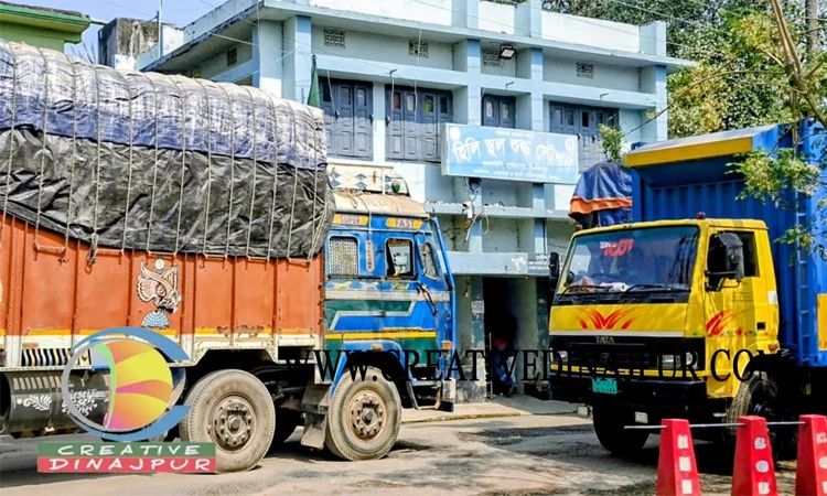 হিলি স্থলবন্দরে আমদানি-রপ্তানি কার্যক্রম পুনরায় শুরু