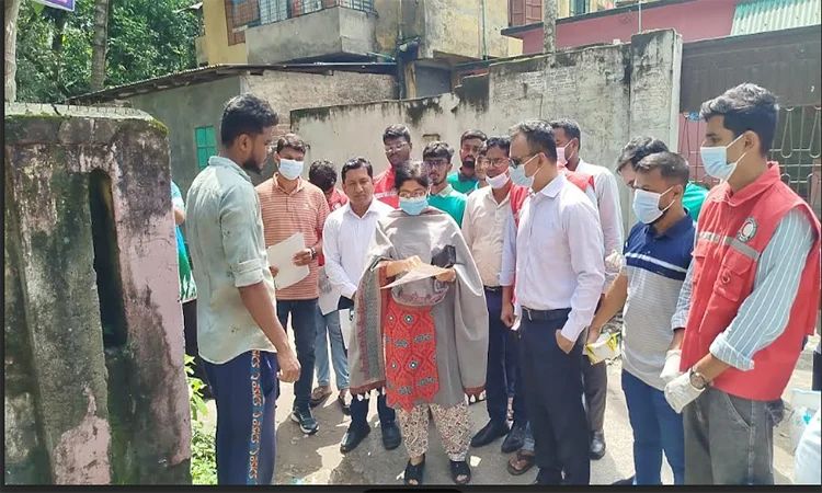 সাতক্ষীরায় ডেঙ্গু প্রতিরোধে র‌্যালি ও লিফলেট বিতরণ