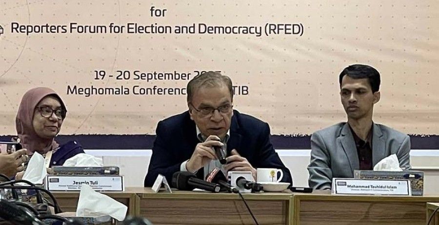 সরকার পক্ষপাতিত্ব করলে সুষ্ঠু নির্বাচন সম্ভব নয়