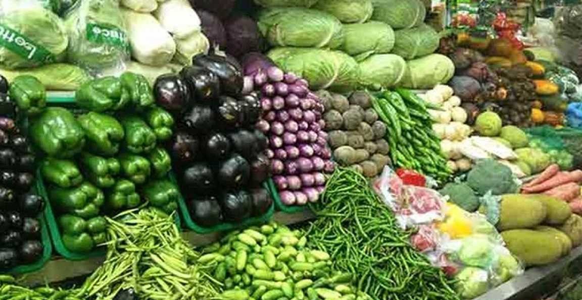 শীতের আগাম সবজি বাজারে দাম চড়া