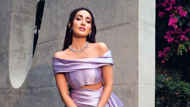 নিজের দৃশ্য নিজেই ফাঁস করলেন নায়িকা!