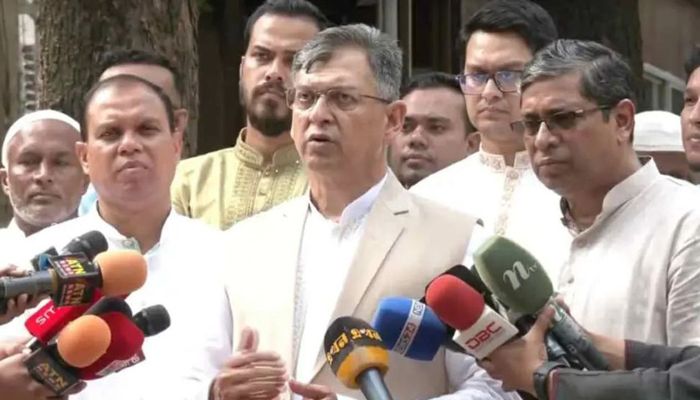 জাতীয় ঐক্য ও দেশ গড়ার প্রত্যয়ে কাজ করছে সরকার