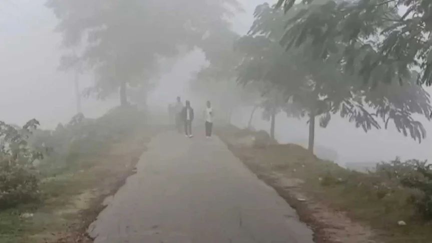 শীতের তীব্রতা বাড়ছে, দুর্ভোগে চরাঞ্চলের মানুষ