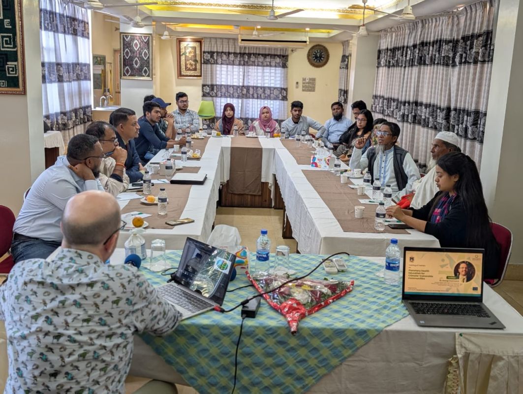ইউট্রিচ বিশ্ববিদ্যালয়ের প্রতিনিধি দলের সঙ্গে নোবিপ্রবি উপাচার্যের সাক্ষাৎ