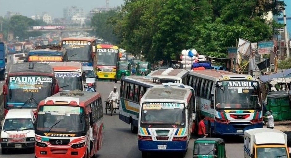 পরিবহন মাফিয়াদের ভয় পান সরকার!
