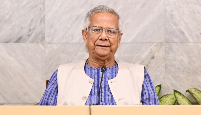 সাংবাদিকদের পাশে থাকার আশ্বাস সরকারের