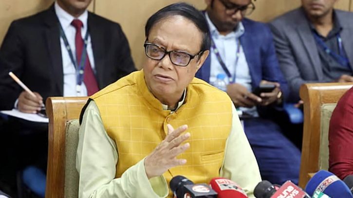 অর্থবছর শেষে রিজার্ভ ৩৫ বিলিয়ন ডলারে নেওয়ার লক্ষ্য