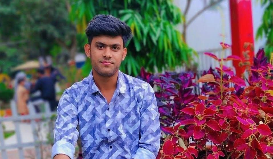 গজারিয়ায় ল্যাবরেটরি টেকনিশিয়ানকে কুপিয়ে হত্যা