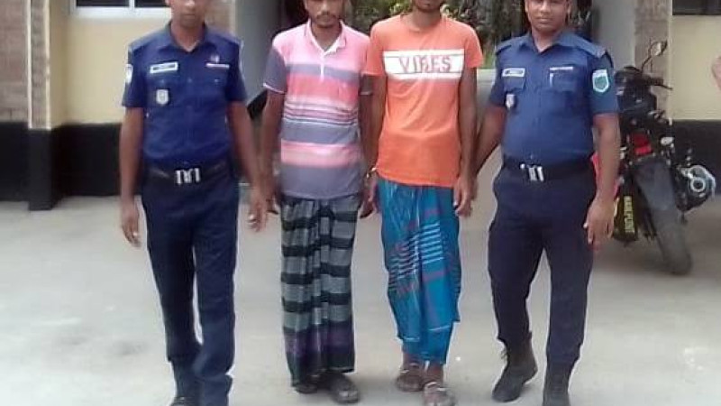 রাণীনগরে মাদকসহ দুইজন আটক